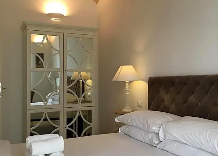 La Finestra Sul Colosseo 1 Bed & Breakfast
